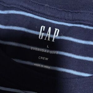 GAP Striped Crew Neck Shirt in Dark and Light Blue
